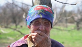 „Aș fi preferat să mă omoare". O bătrână de 83 de ani din Ucraina a fost violată de un soldat rus, în timp ce soţul cu dizabilităţi se afla în casă